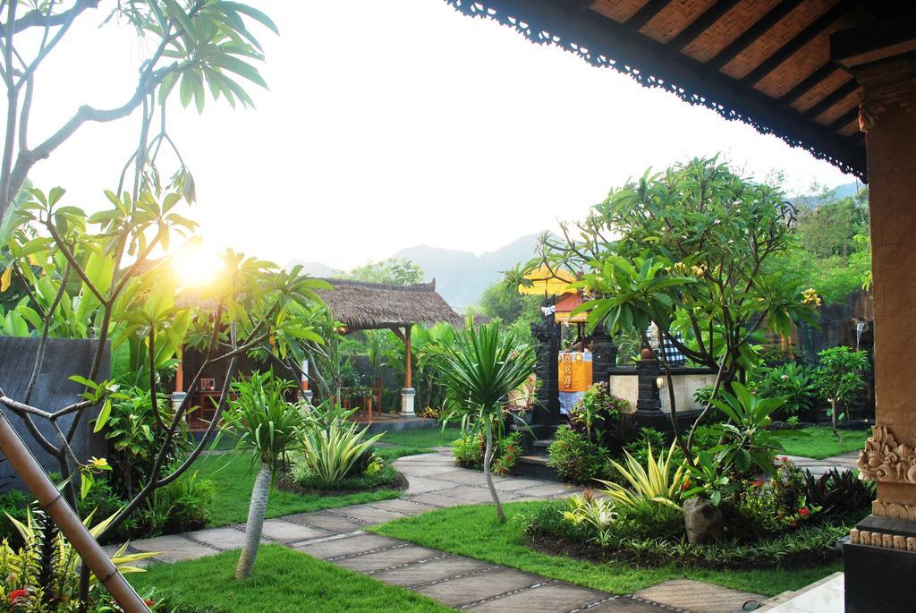 Trijaya Guest House Pemuteran Exterior foto