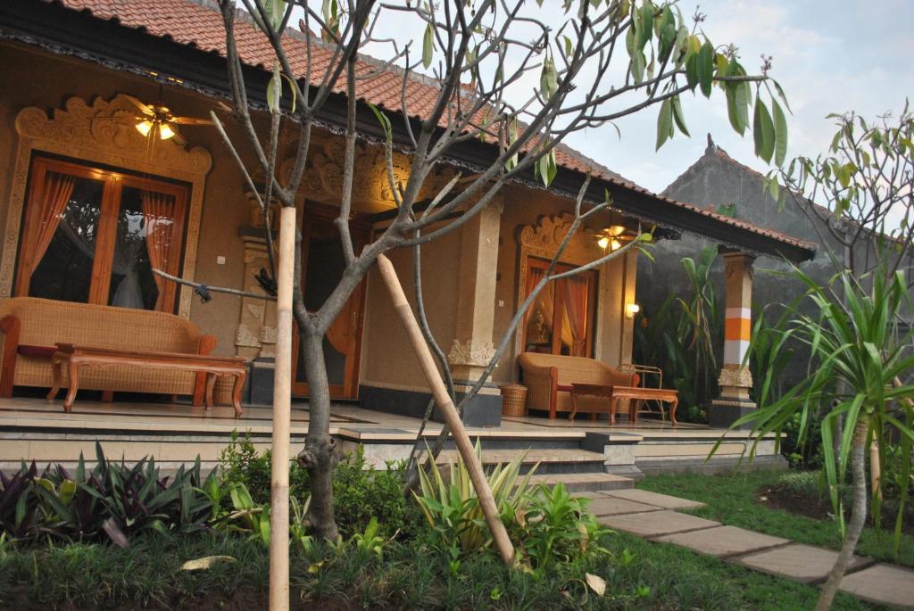 Trijaya Guest House Pemuteran Exterior foto